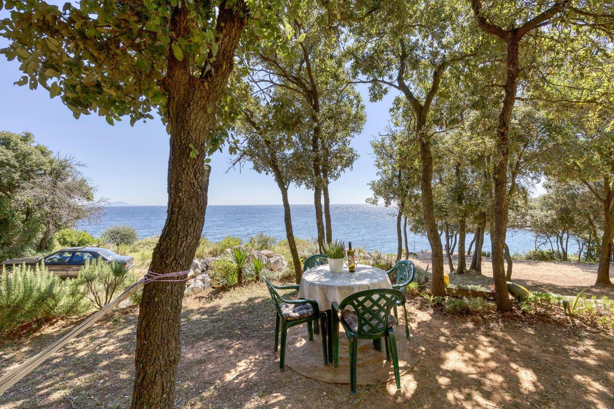 Cottage On The Kavran Beach Екстериор снимка