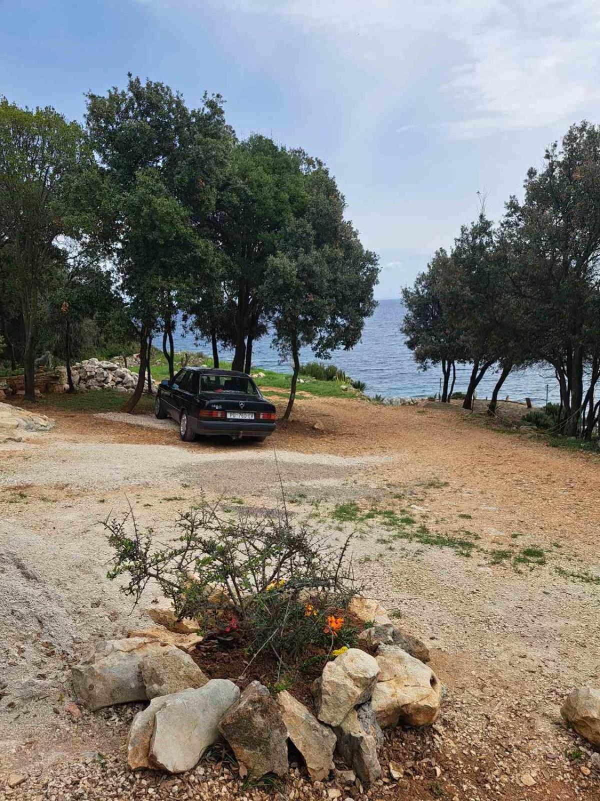 Cottage On The Kavran Beach Екстериор снимка